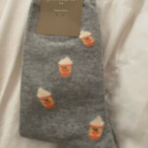 1 pair of JCrew socks for ladies